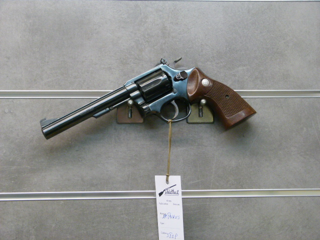 Revolver Taurus  6 coups 38 Sp