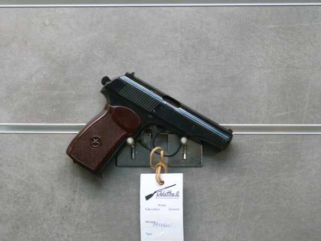 Makarov  Calibre: 9mm